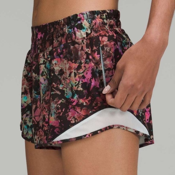 {4} Lululemon Hotty Hot Stencil Blossom Red Multi/Sheer Blue 2.5” - Picture 1 of 13